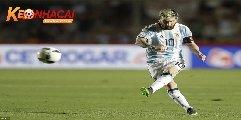 Lực Sút Của Messi Bao Nhiêu Km/h liên quan về giới chuyên môn phân tích